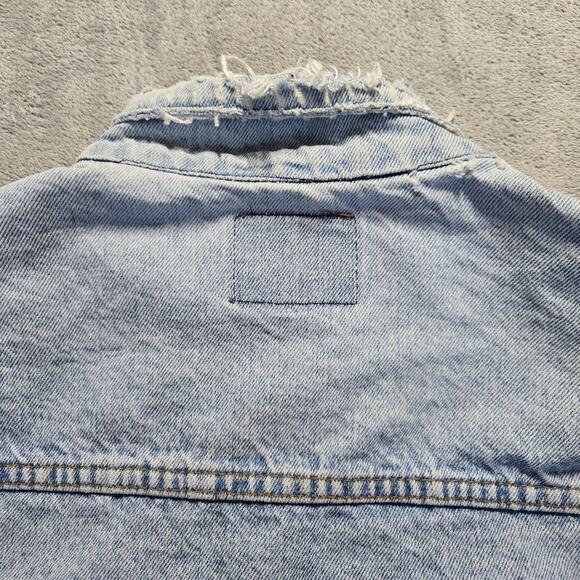 GAP Distressed Denim Jean Jacket Men's medium Blue Long Sleeve Vintage USA - Picture 12 of 13